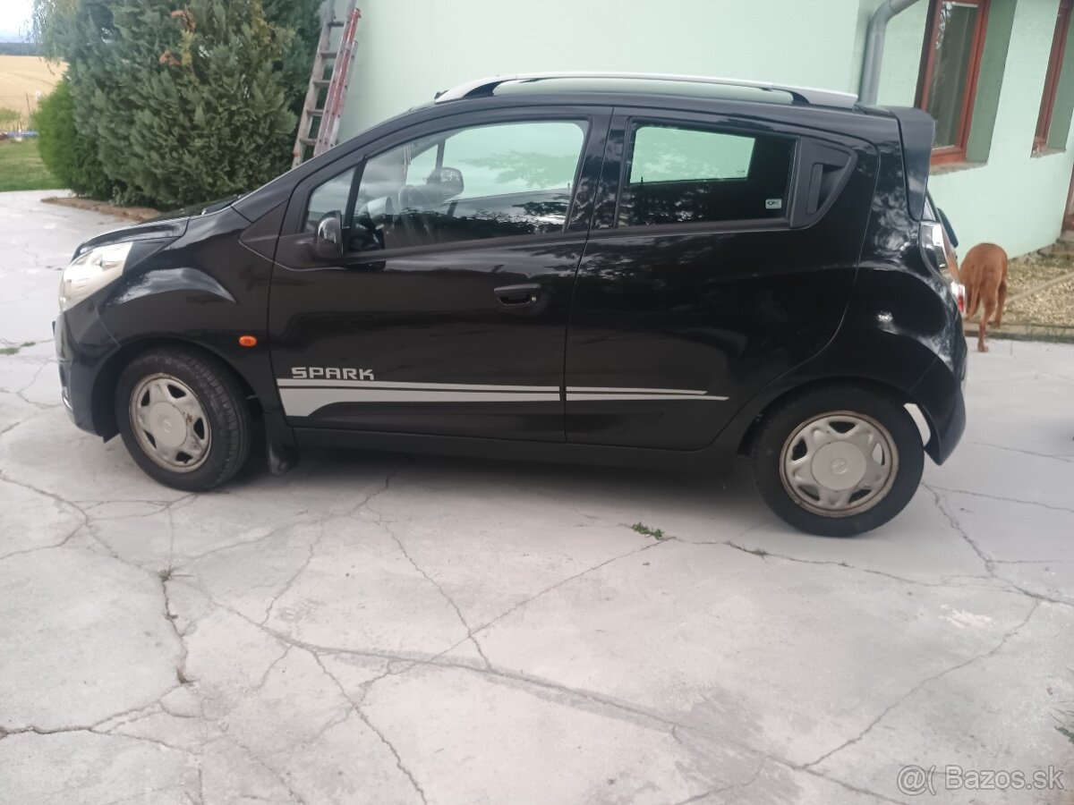 Chevrolet Spark - 4