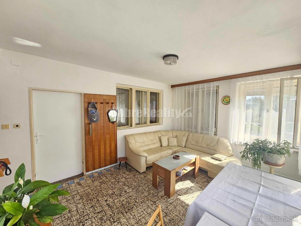 RD - ZOBOR na pozemku 575m2 - vhodný na bývanie, aj komerčn - 4