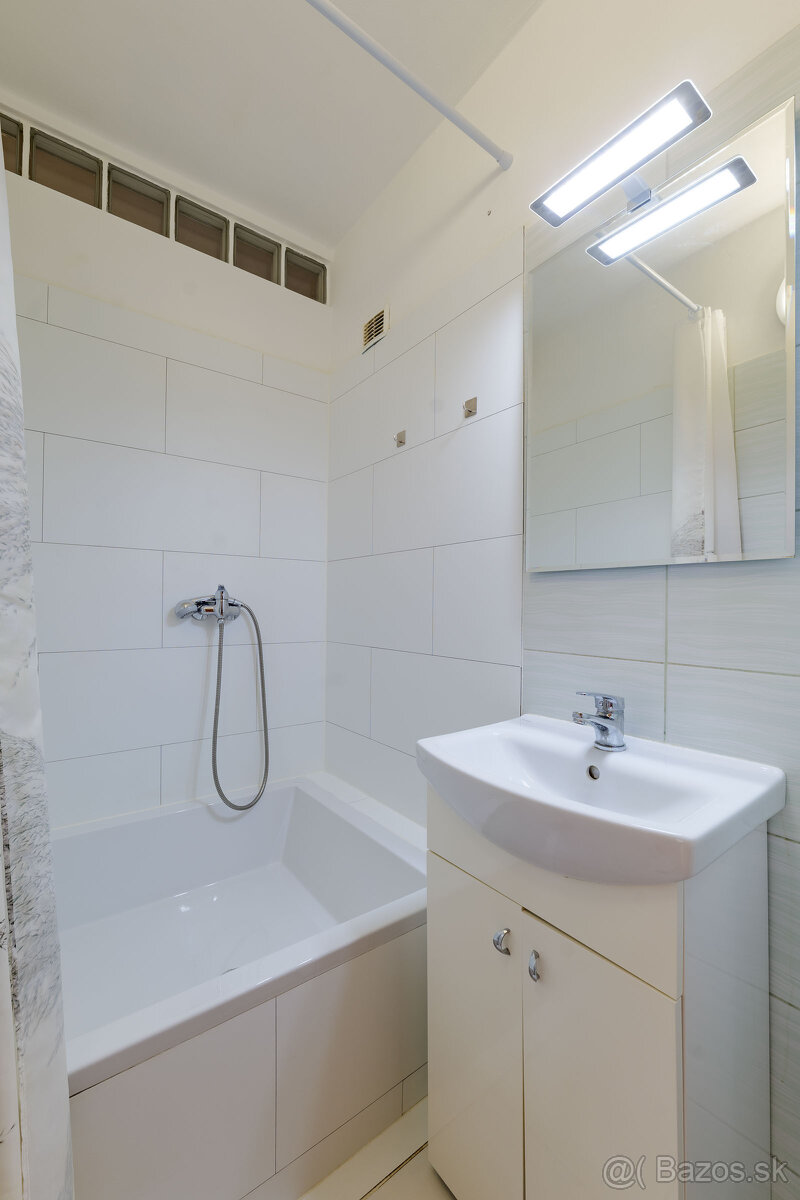 Predaj - 2 izbový byt + kk - REK, Košice I. - Staré mesto - 4