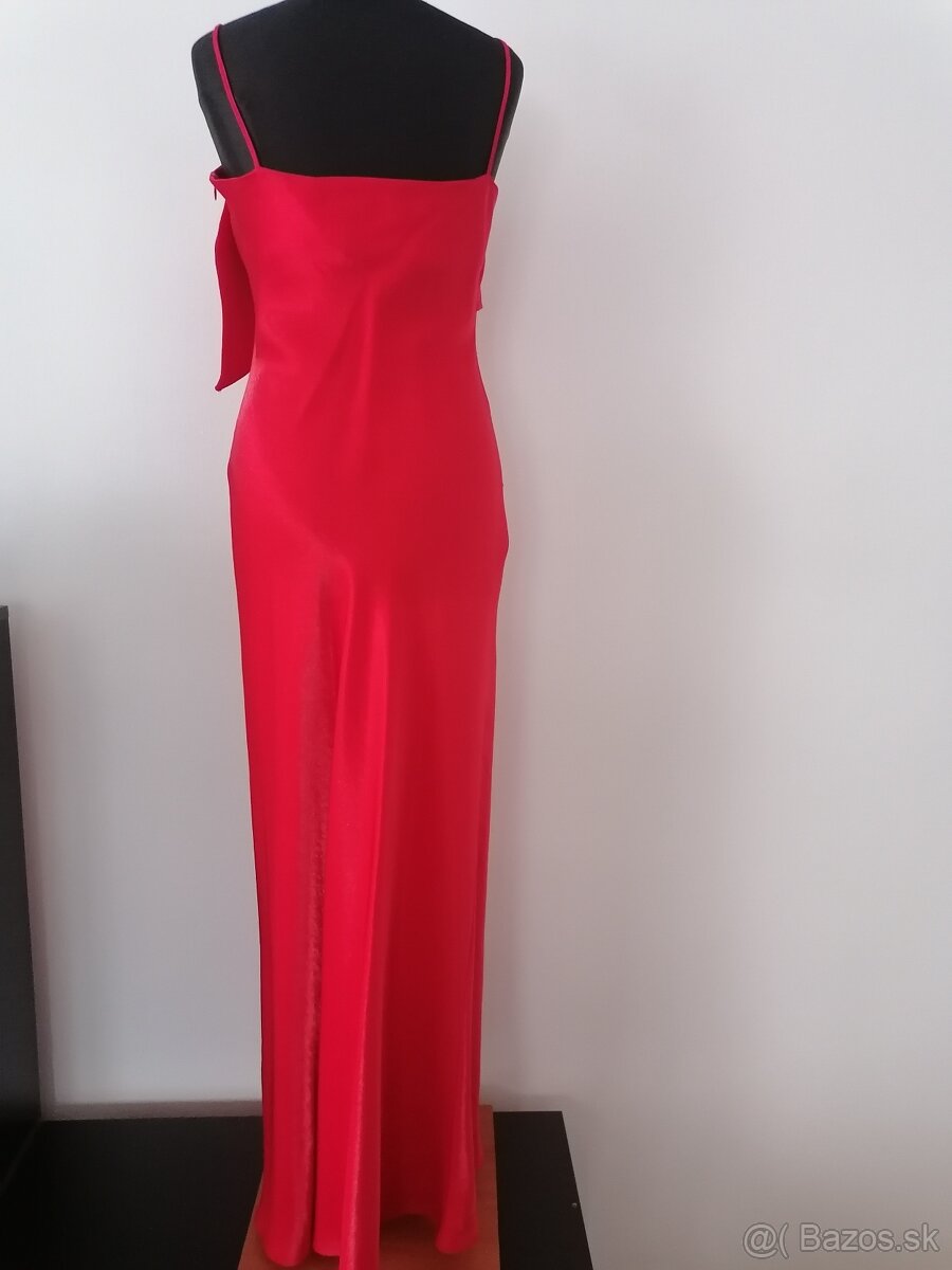 Trendovés spoločenské šaty M - 4