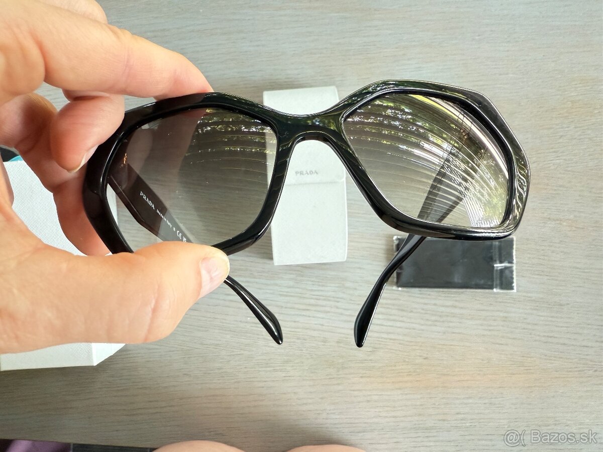 slnečné okuliare PRADA dámske - 4