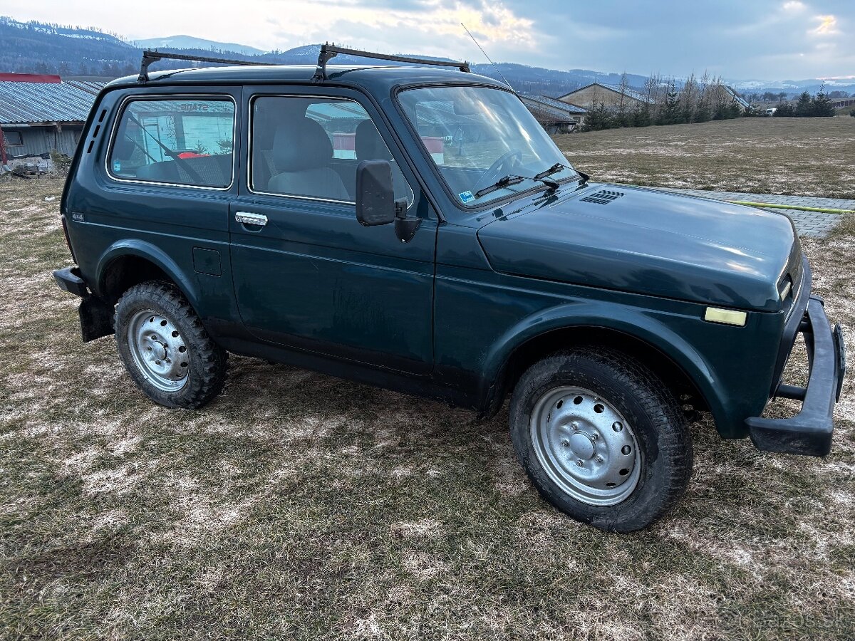 Lada Niva 1.7 - 4