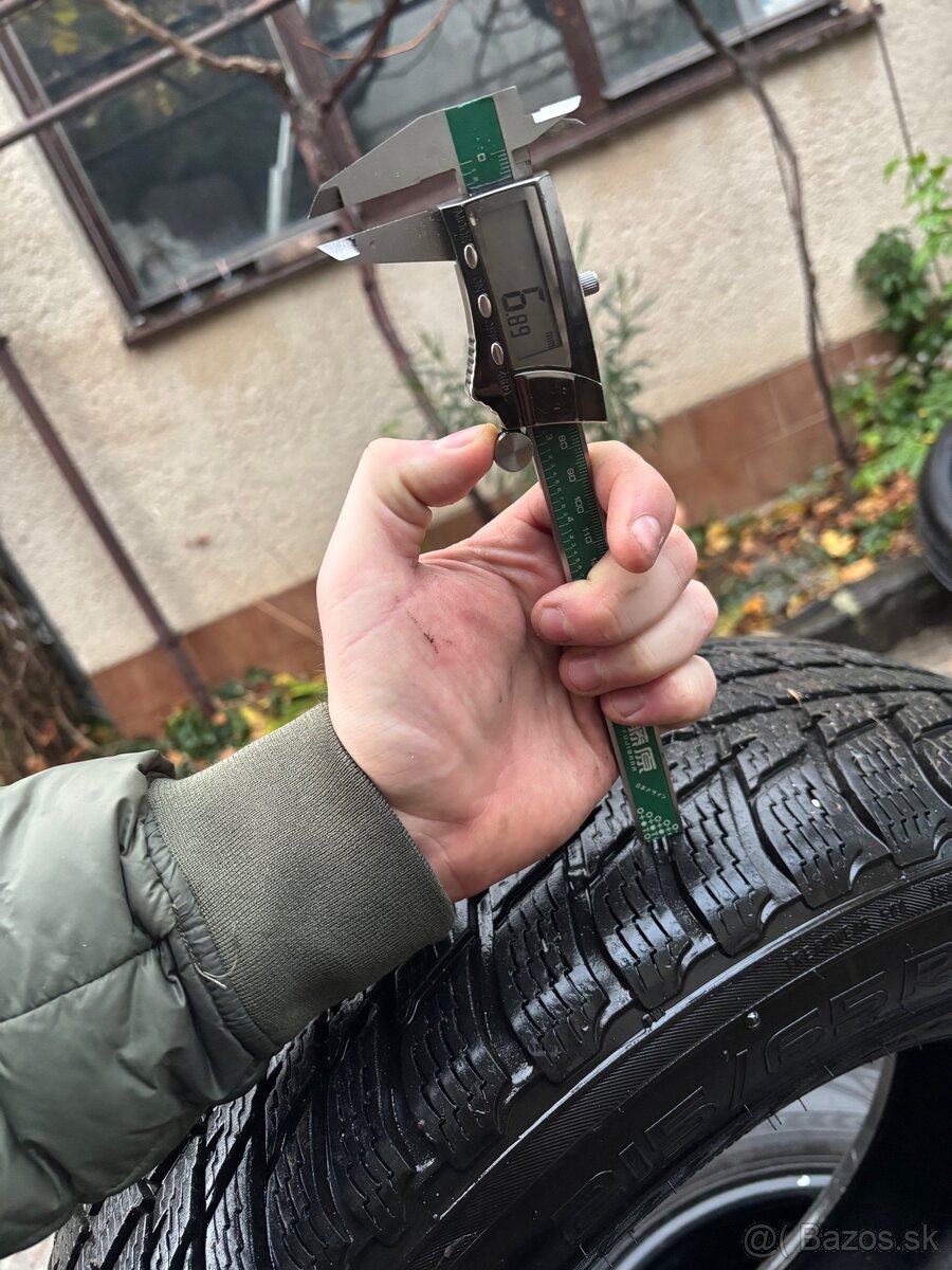 4xNokian WR SUV 3 215/60 r16 102H XL - 4