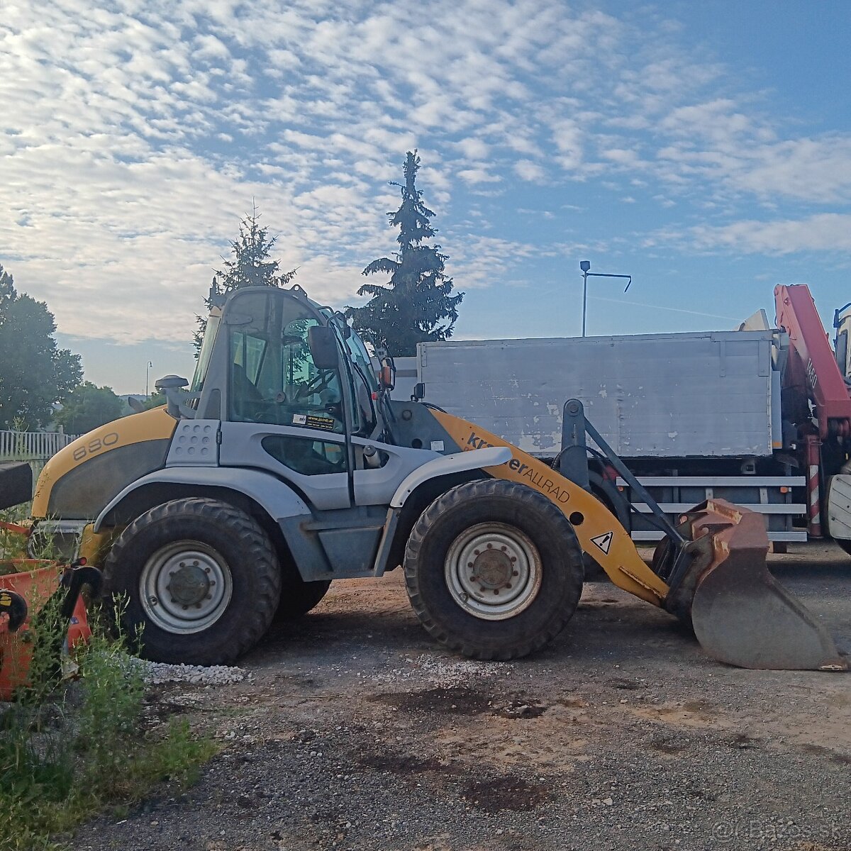 čelný nakladač KRAMER 880 - 4