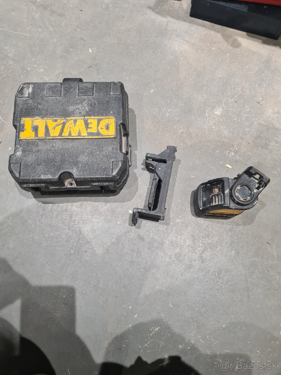 Dewalt DW008 - 4