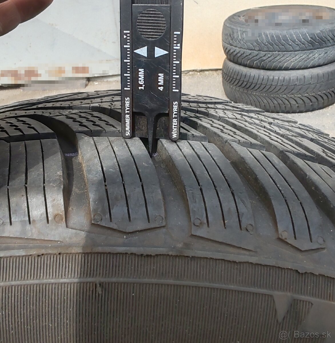 185/65R15 - 4