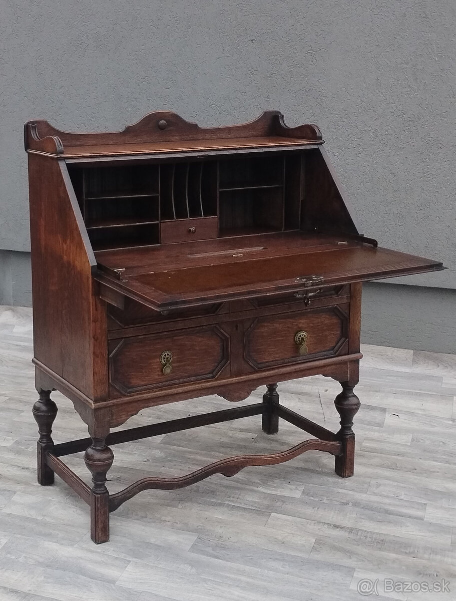 Sekretár starožitný dubový v jakobínskom štýle. - 4