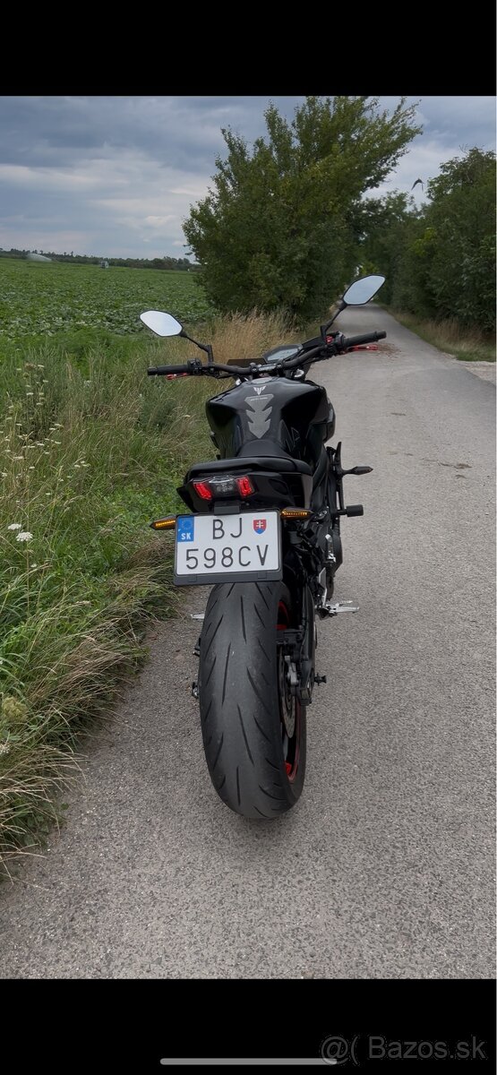 Yamaha mt09 2017 black - 4