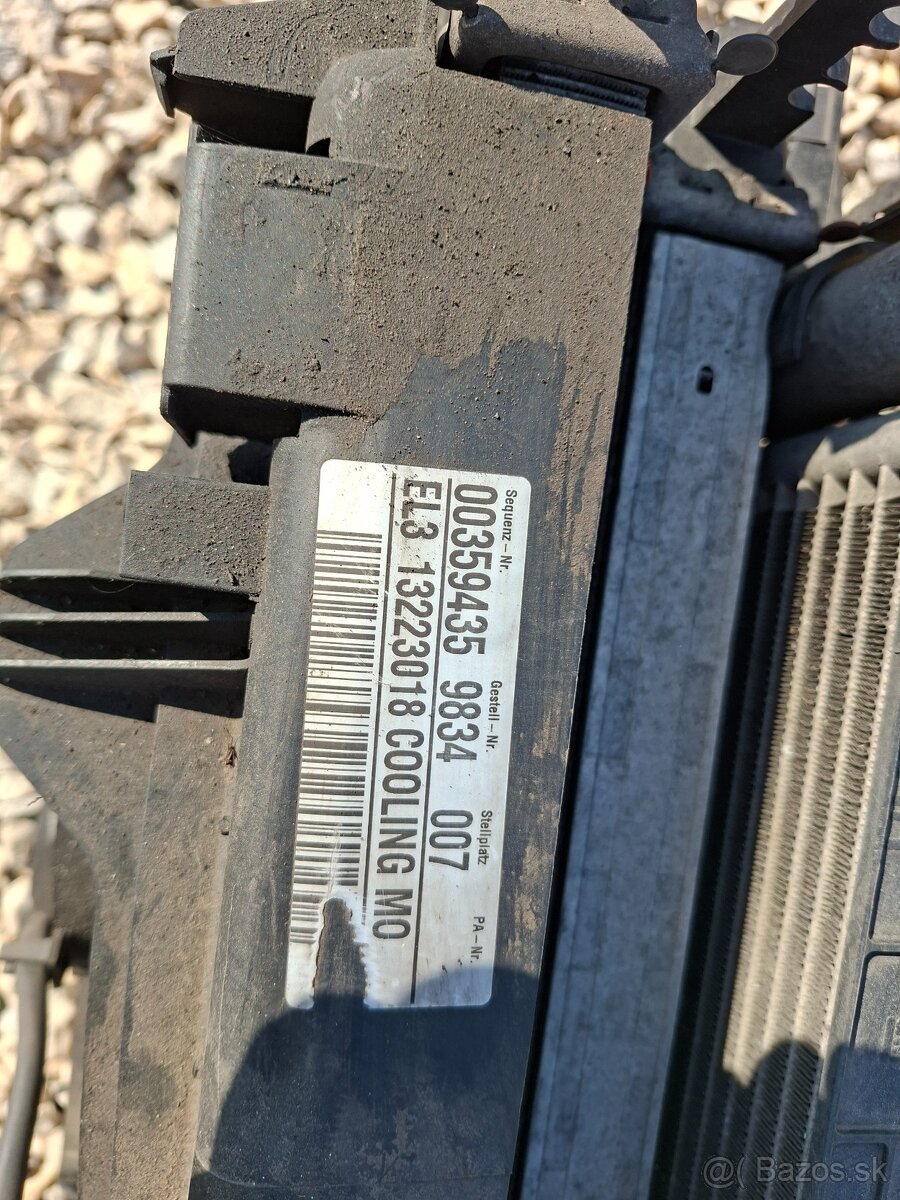 Stena chladičov Opel insignia 2.0 cdti - 4