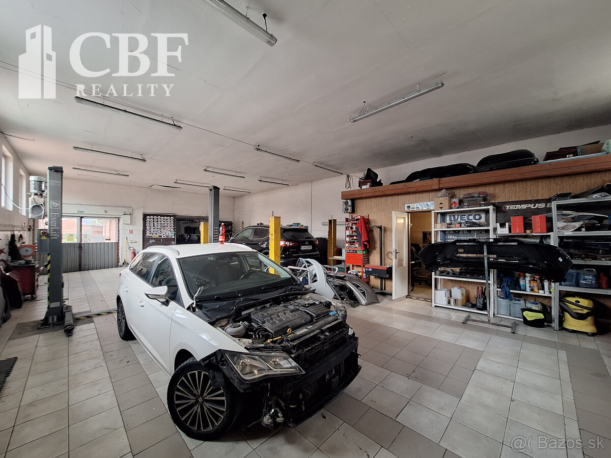 OBJEKT V CENTRE MESTA ROŽŇAVA NA PREDAJ - 4