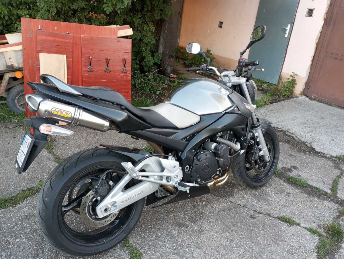 Suzuki Gsr 600