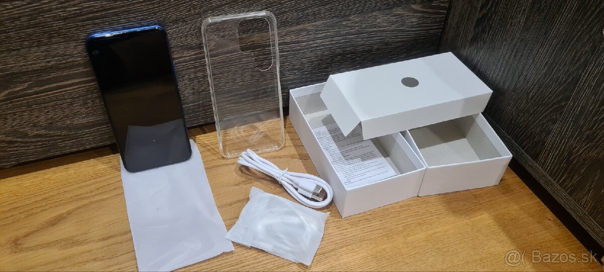 Android smartphone NOVÝ - 4