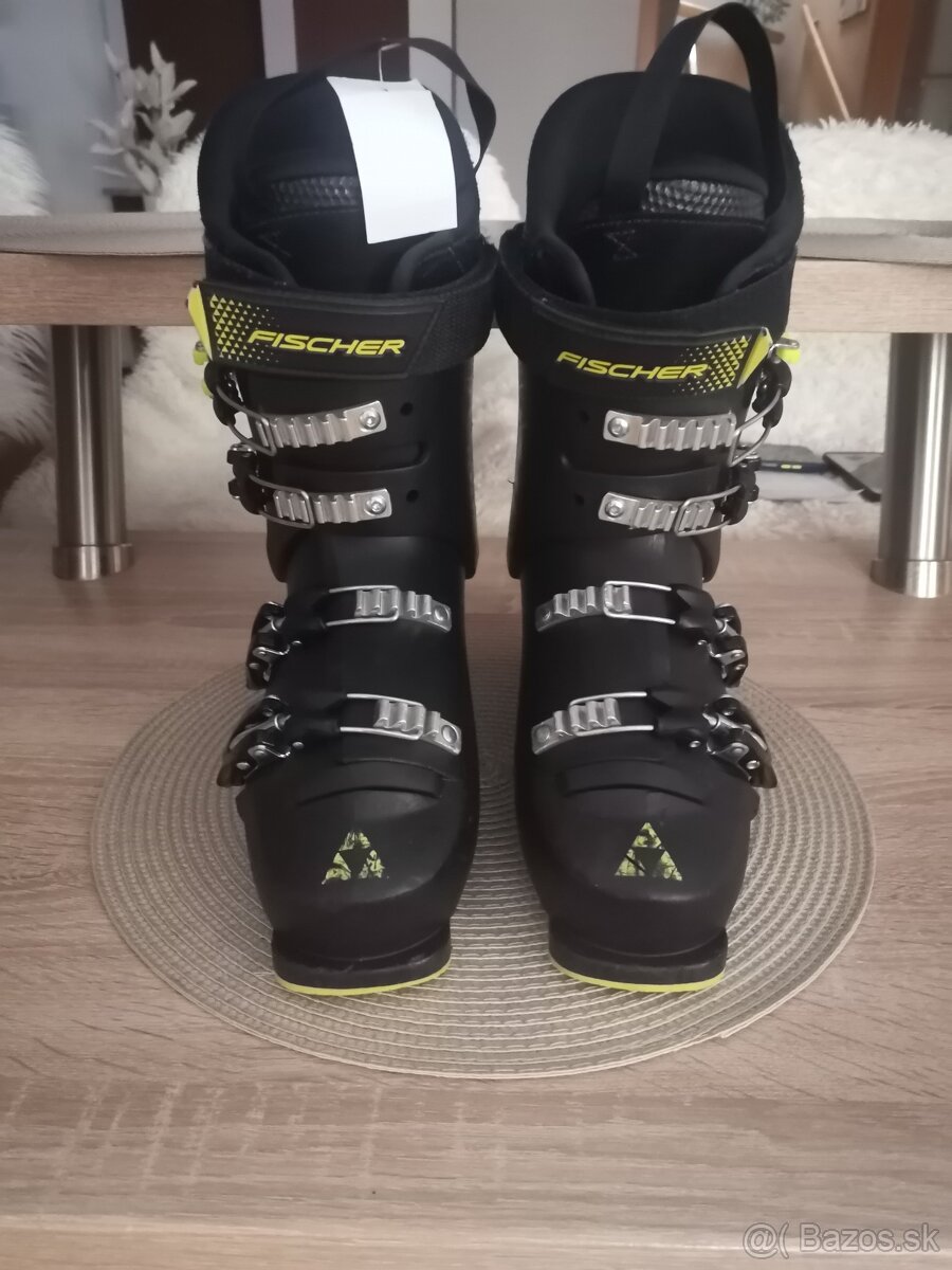 Predám chlapčenské lyžiarky Fischer RC4 60 veľkosť 25,5 - 4