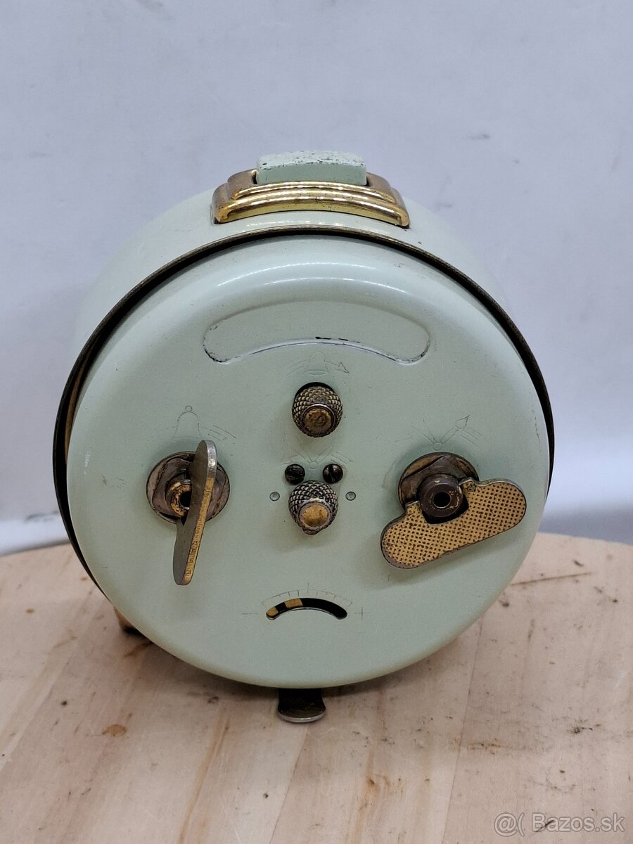 Predám funkčný budík JUNGHANS TRIVOX s predzvánaním čierny c - 4