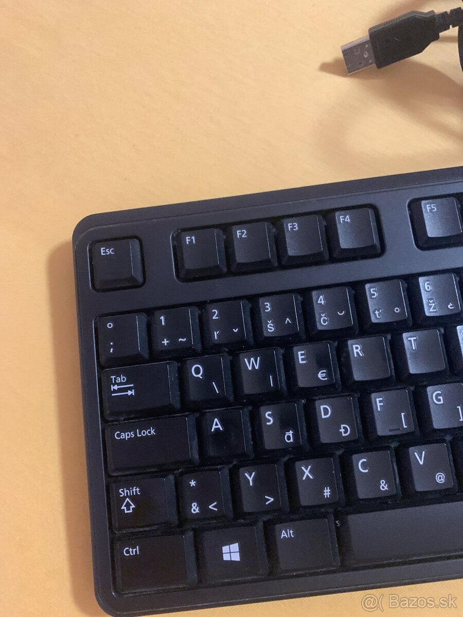 Kancelárska klavensica - 4