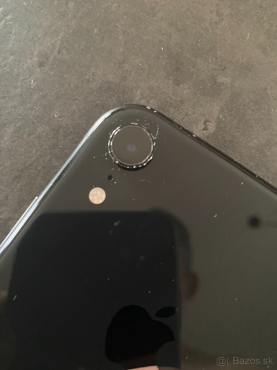 iPhone XR Black 64GB - 4