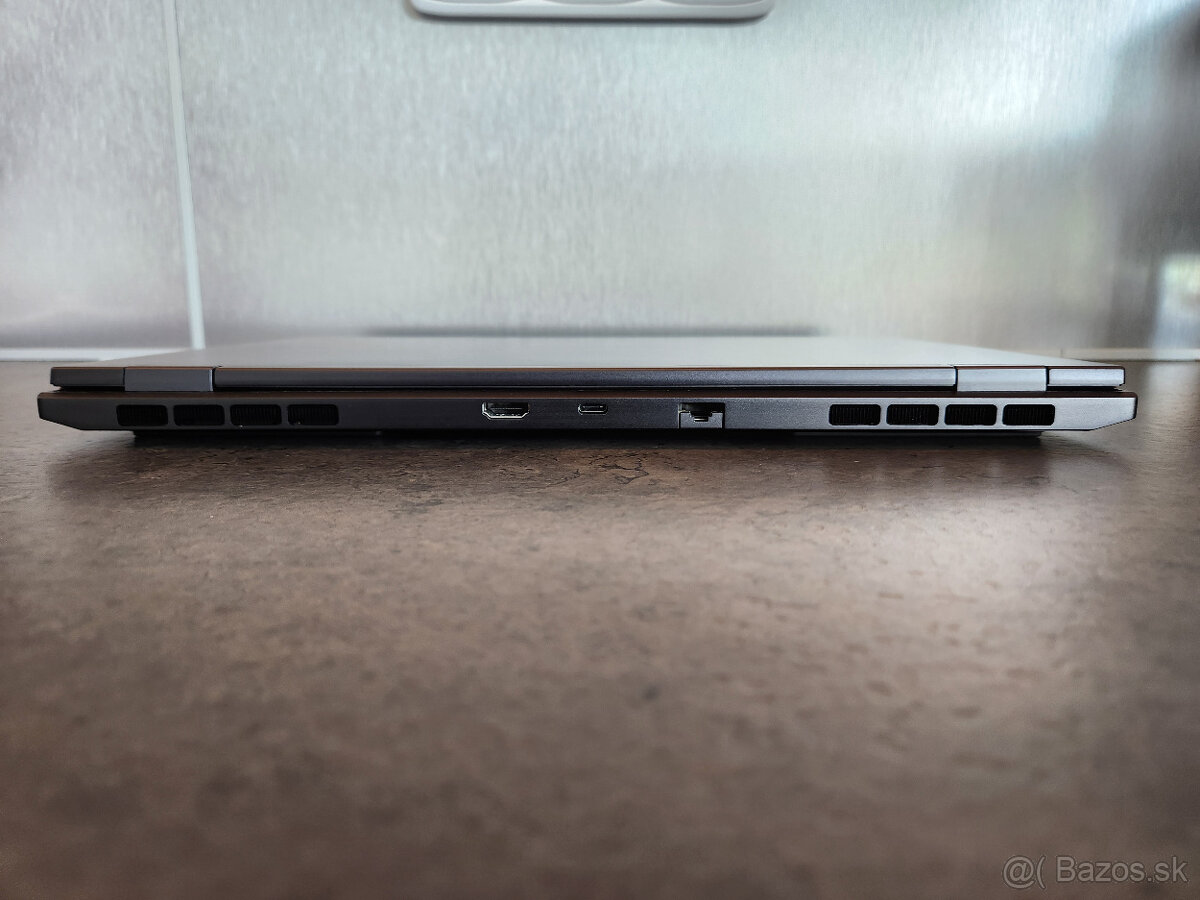 Predám notebook XMG EVO 15 (M24) AMD Ryzen 7 - Win 11 Pro - 4