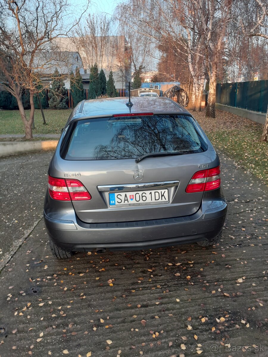 Mercedes Benz B180 CDI - 4