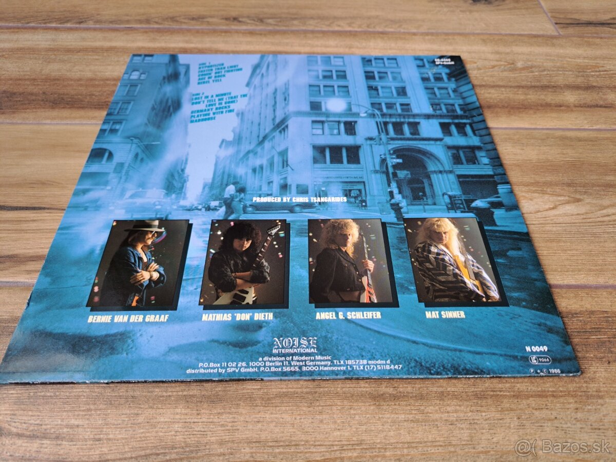 Lp SINNER - Comin Out Fighting / EX - 4