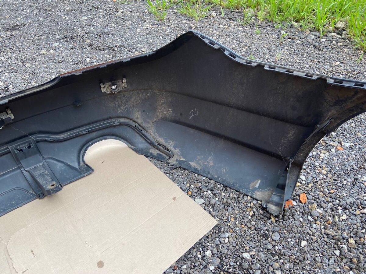 MB C-class W204 Zadný nárazník - 4