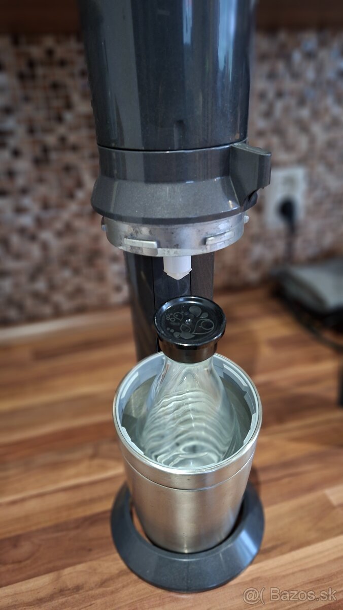 Sodastream,vyrobnik sódy.Crystal black. - 4