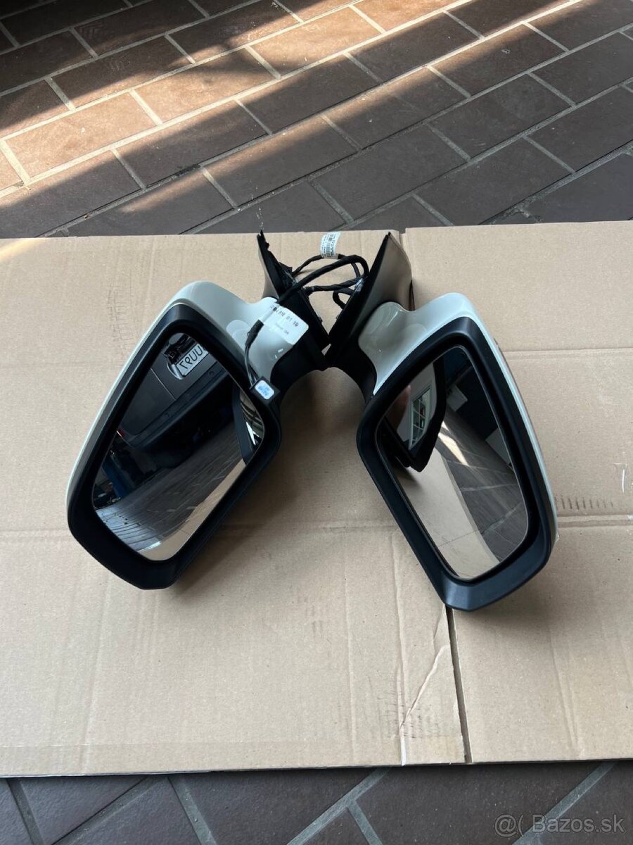 Predám spätne zrkadla MB w204 c220cdi. - 4