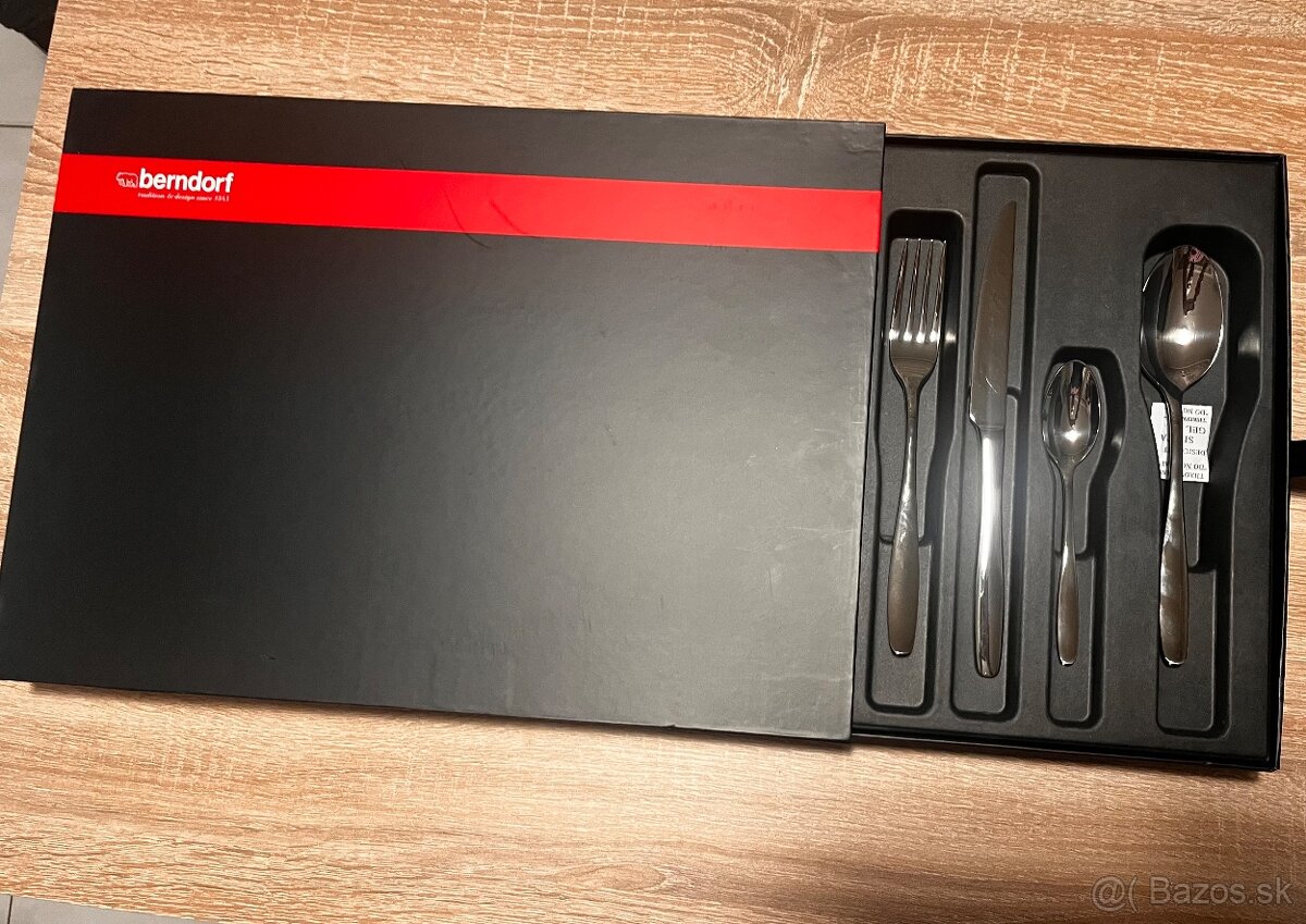 PRÍBOROVÝ SET 24KS - 4