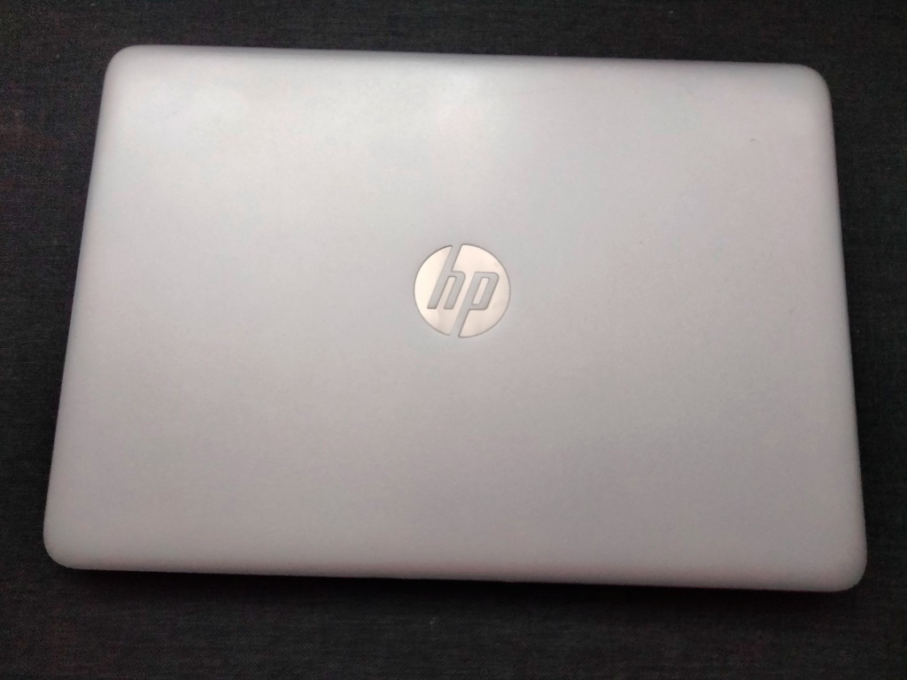 predám Hp elitebook 745 G4 ,AMD A10 quad core,8gb ram , ssd - 4