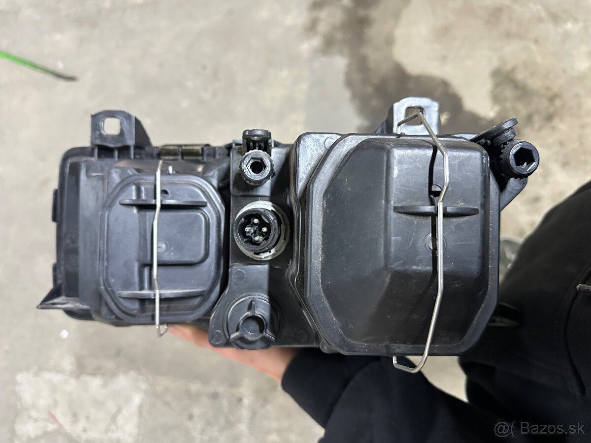 Prave predne svetlo bmw E36 - 4