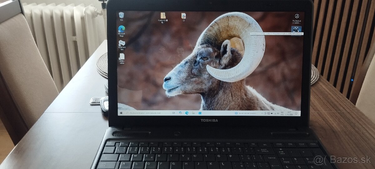 Laptop Toshiba Satellite C660-28R - 4