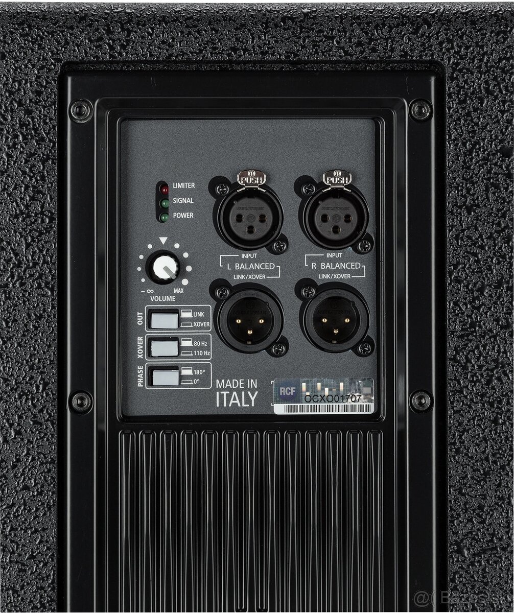 Predám RCF SUB 702 - 4