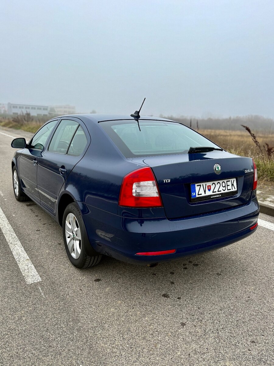 Predam Skoda Octavia 1.6tdi 77kw 2011 Nova stk ek - 4