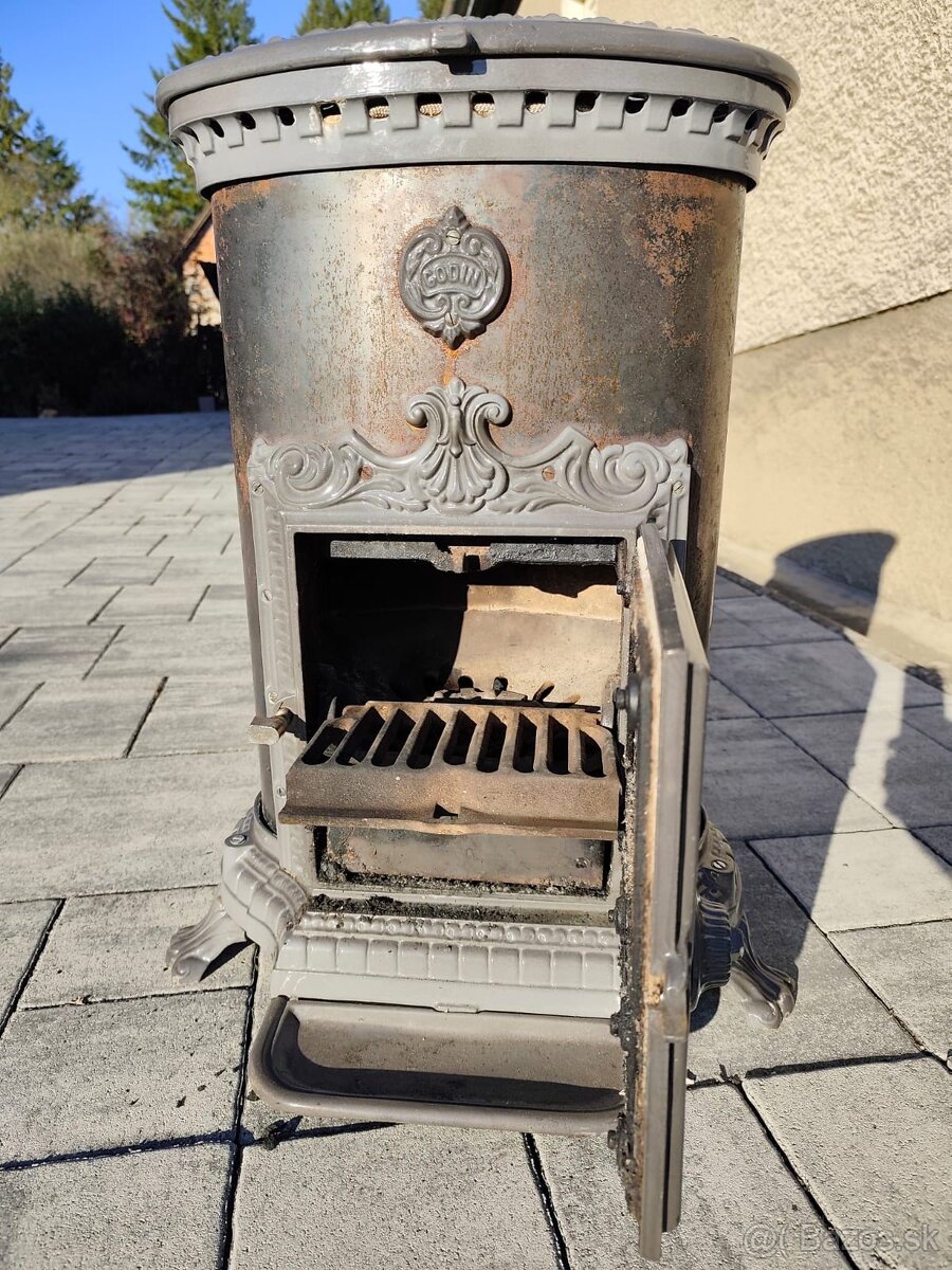 Liatinové kachle GODIN – francúzske, starožitné, funkčné - 4