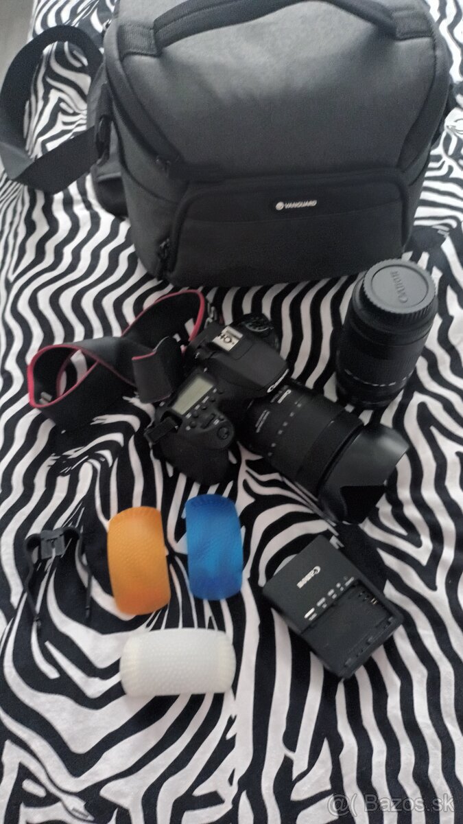 Predám Canon Eos90 D - 4