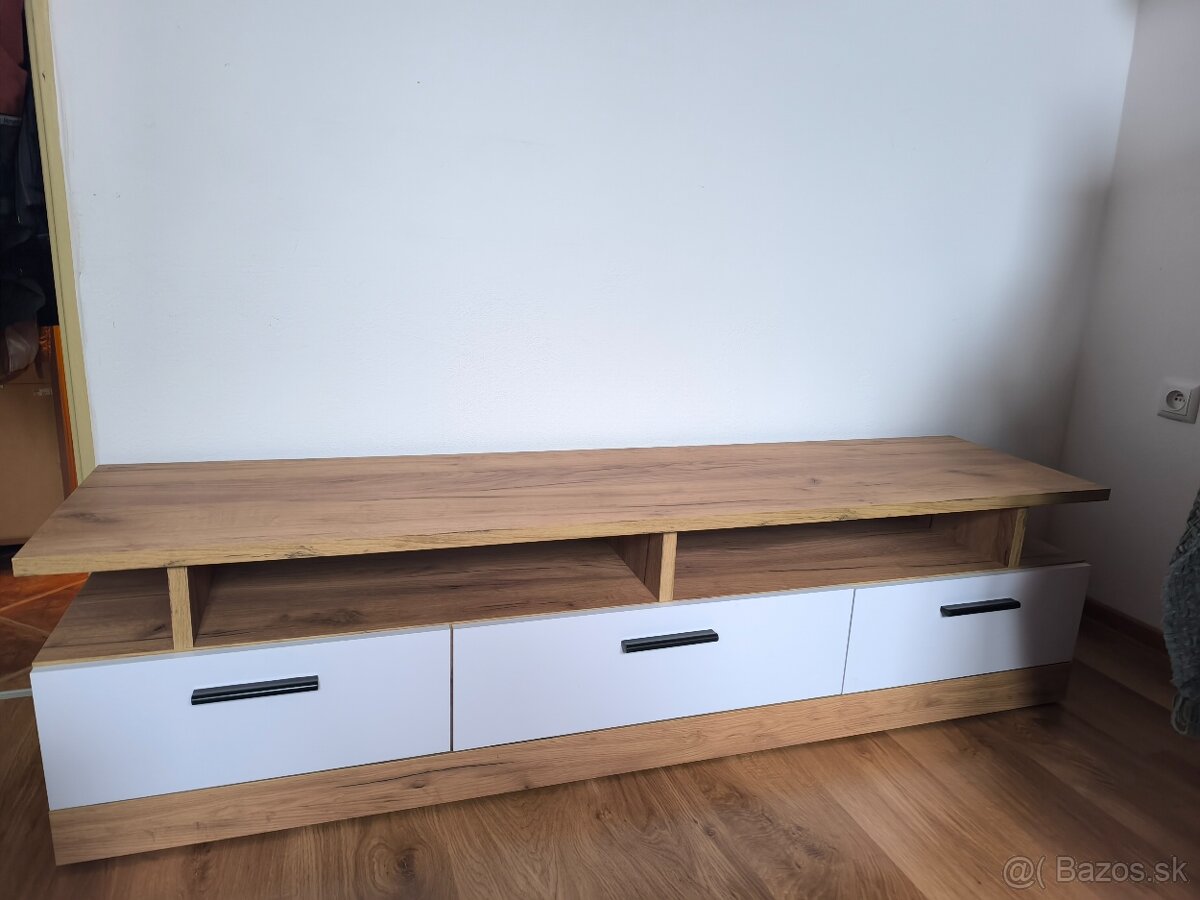 Tv stolík - 4