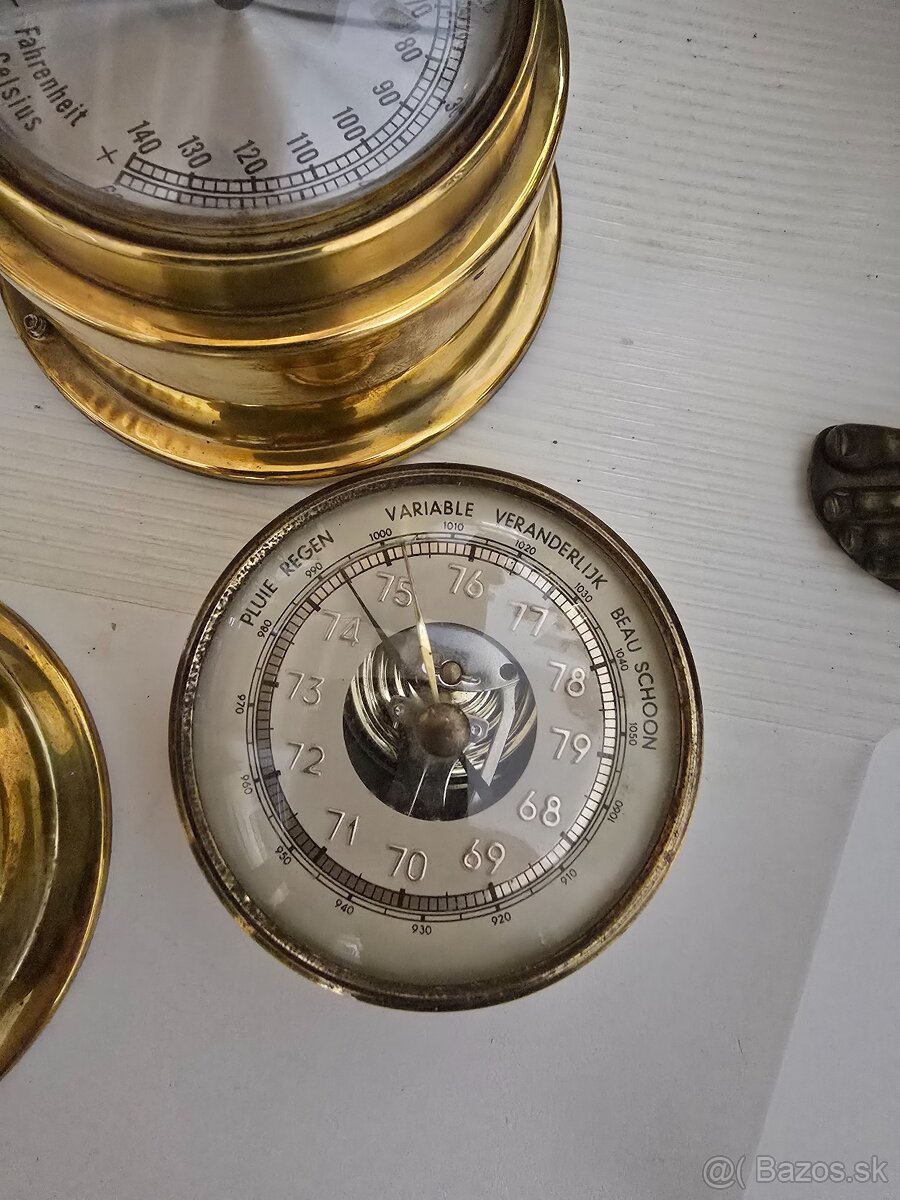 hodiny, barometer, teplomer a vlhkomer - 4