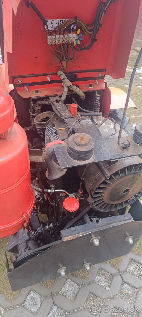 Predám malotraktor TK 14 aj originál pluh - 4