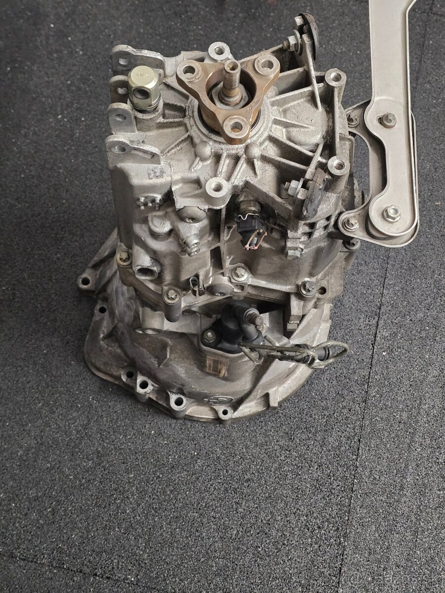 Prevodovka BMW 320i e93 2010 N43B20A - 4
