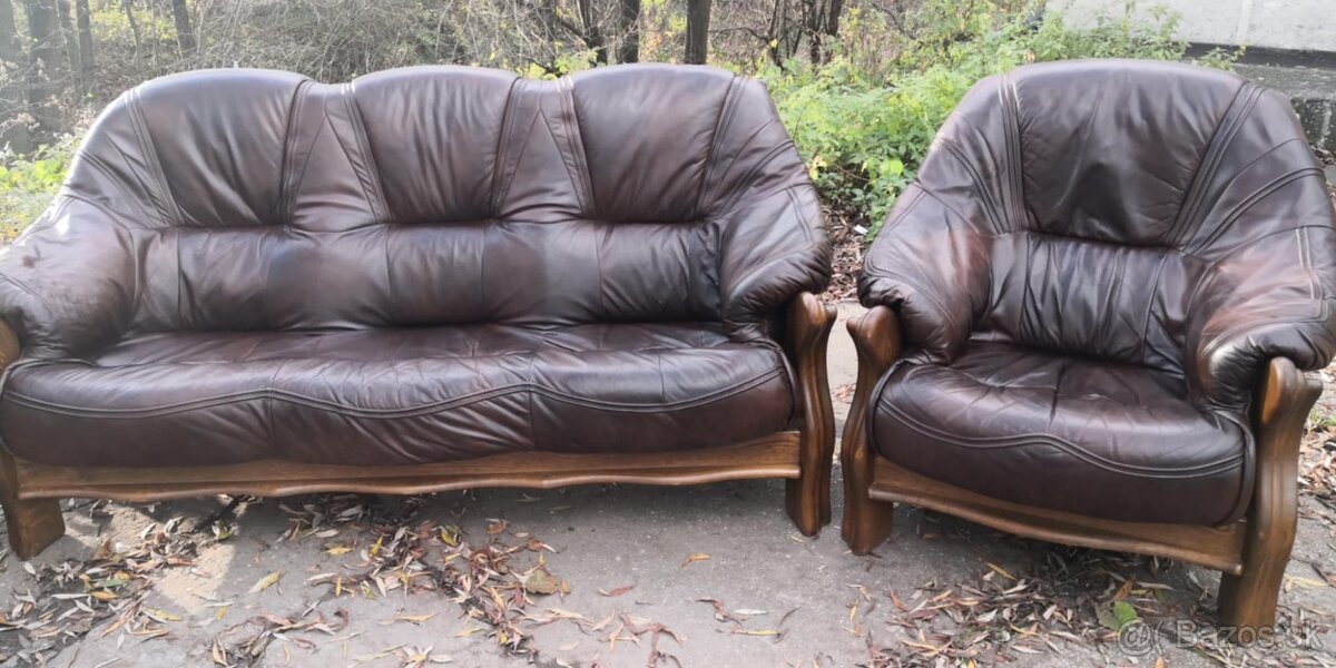 Kožená sedacia súprava 3+1+1 s masivnym drevom - 4