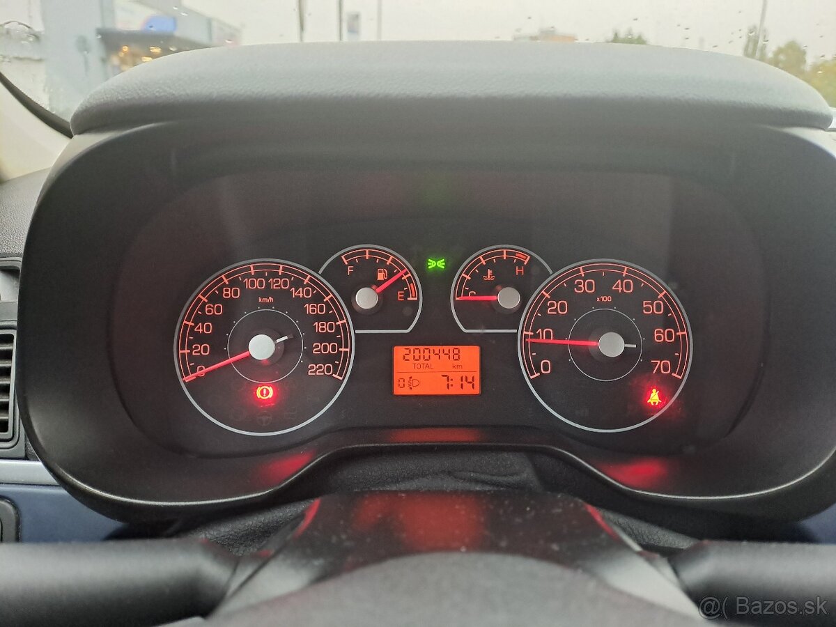 Fiat Grande Punto 1.3 JTD - 2007 - STK 10/2027 - 4