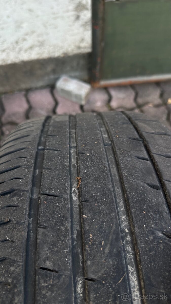 235/35/19 letné pneu - 4