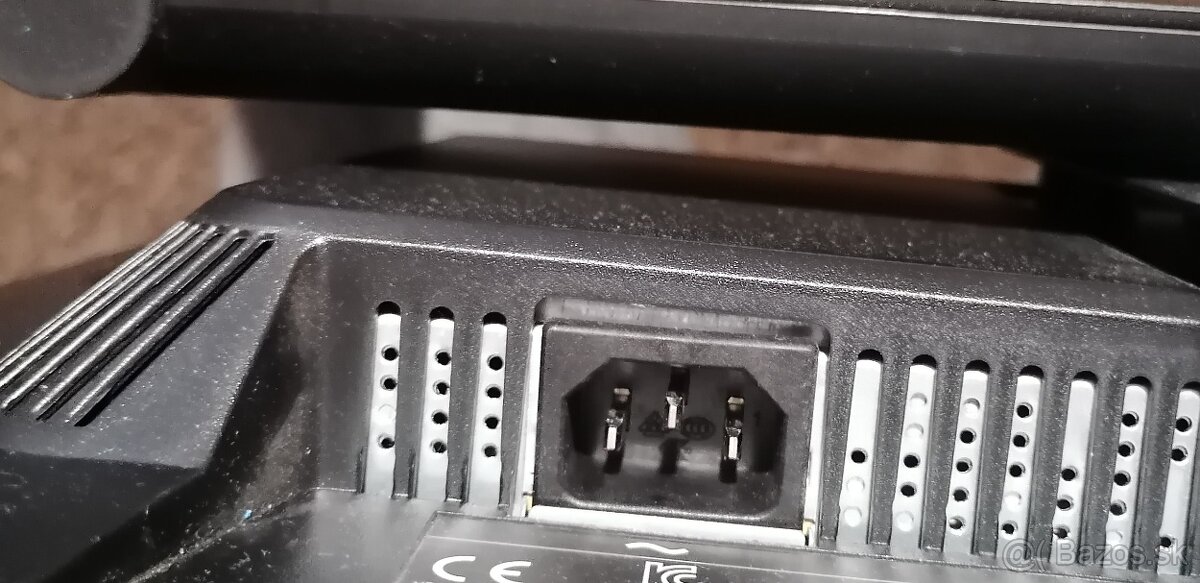 HP Z22i IPS Display 21,5" (54,6cm) - 4