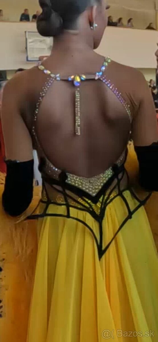 Tanecne saty STT - 4