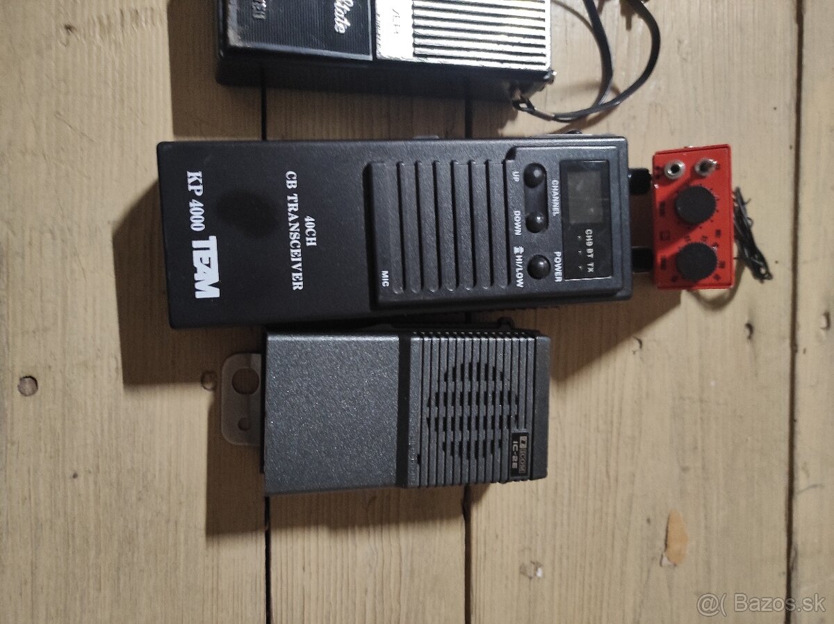 Predám vysielačky .komplet - 4