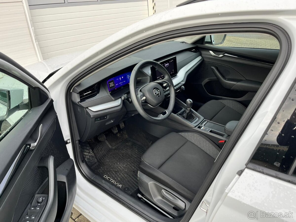 Škoda Octavia Combi 1.5 TSI - 4