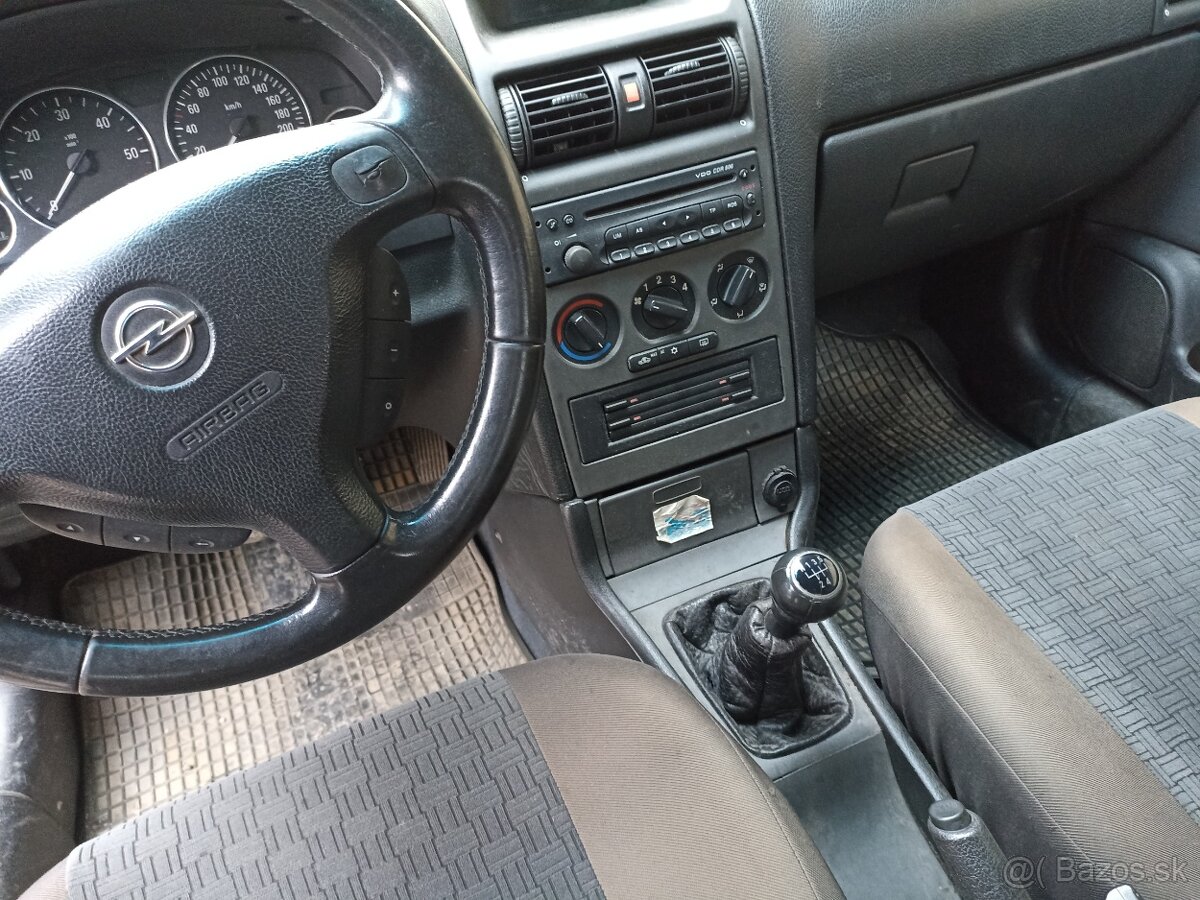Opel Astra 1,7 D, 2003 - 4