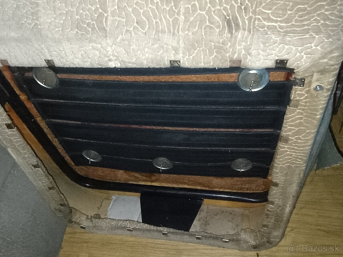 Tatra 613 sedadlá - 4