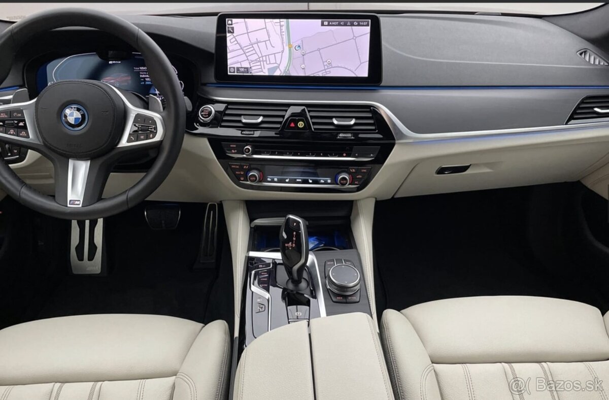BMW 530e xDrive Touring - 4