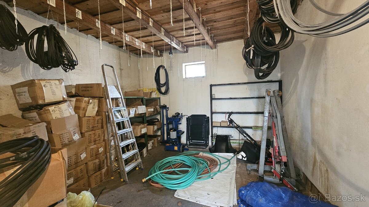 Na predaj starší rodinný dom v Ivanke pri Nitre - 4