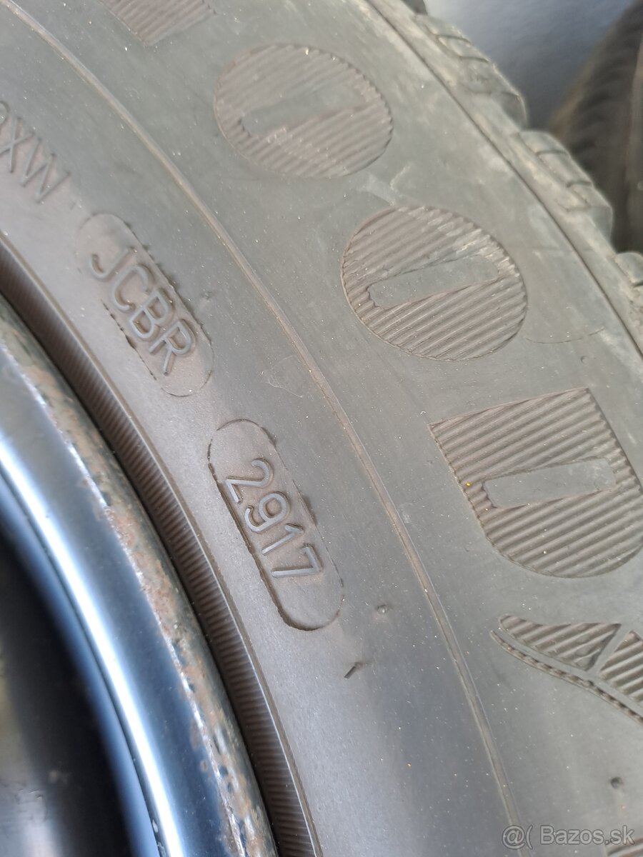 Predám zimné pneumatiky na diskoch, so senzormi TOYOTA - 4